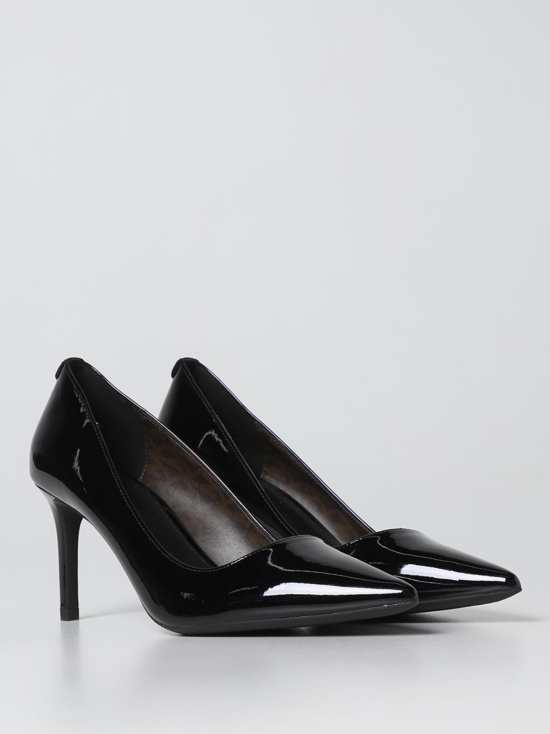 michael kors shoe sizing run small