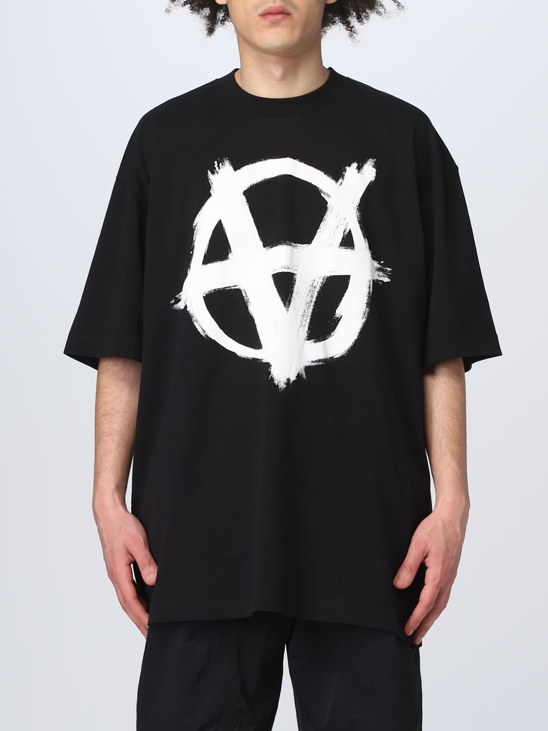 VETEMENTS: t-shirt for man - Black | Vetements t-shirt UE63TR501X ...
