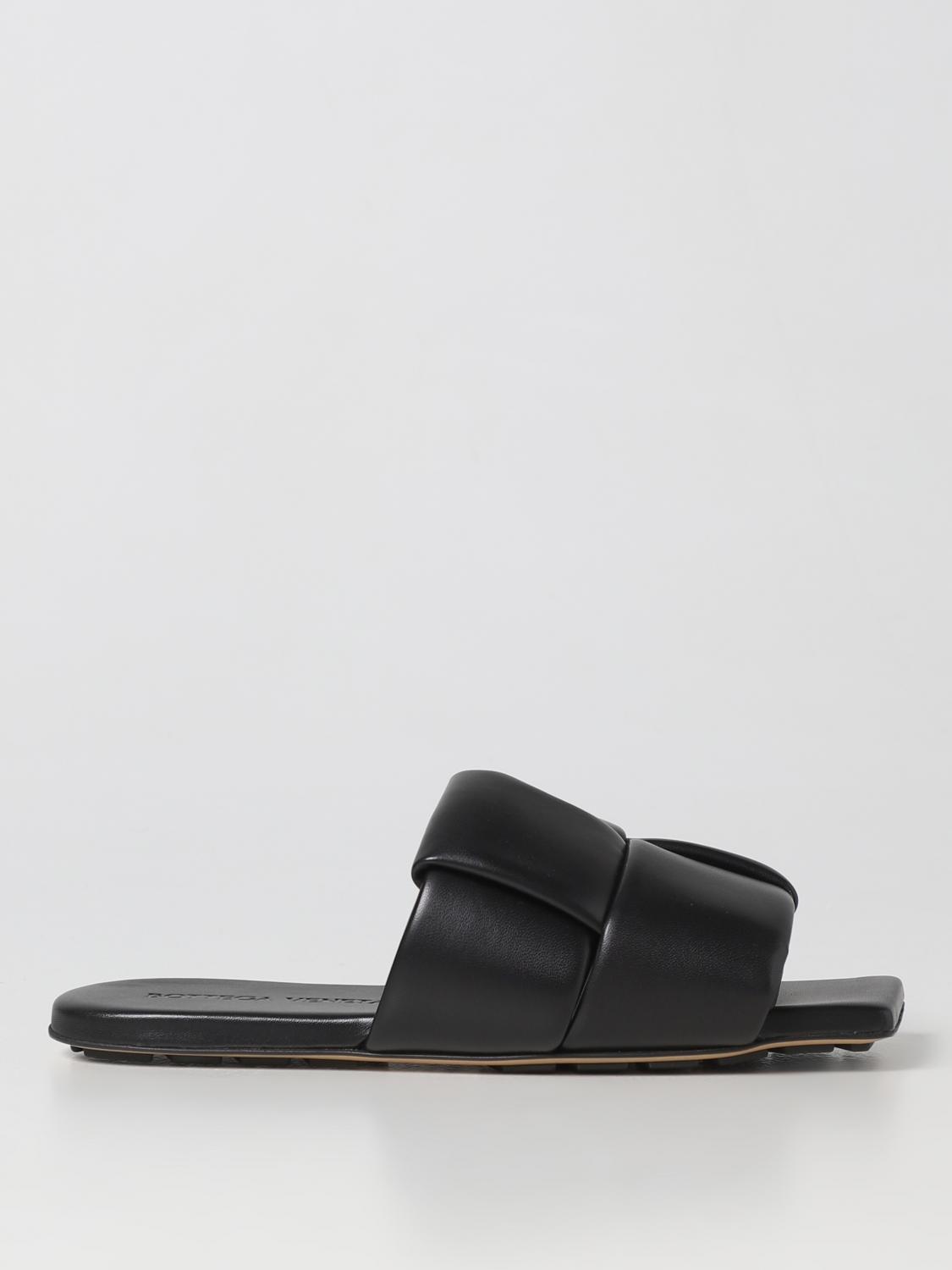 Bottega Veneta Patch Flat Mules In Padded Intreccio Leather In Black