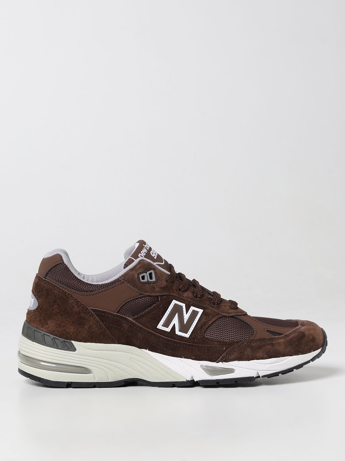 Sneakers New Balance: Sneakers MADE in UK 991v1 New Balance in suede e mesh marrone 1