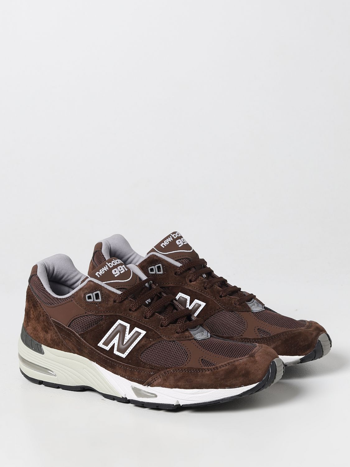 Sneakers New Balance: Sneakers MADE in UK 991v1 New Balance in suede e mesh marrone 2
