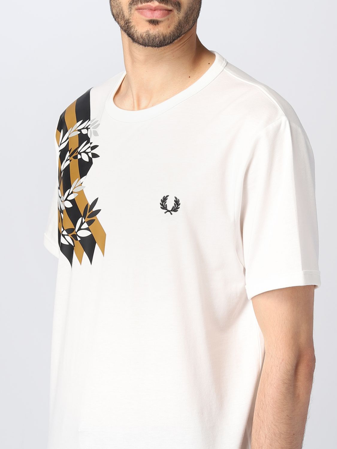 FRED PERRY: t-shirt for man - White | Fred Perry t-shirt M5832 online ...