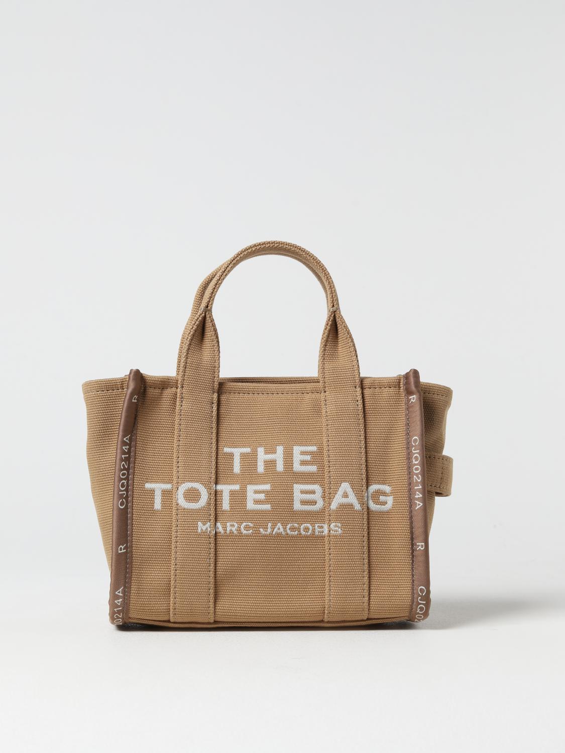 Marc Jacobs Handbag  Woman In Beige