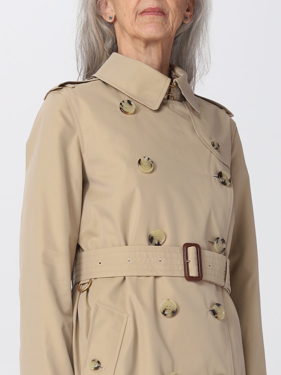 BURBERRY: trench coat for woman Honey | Burberry trench coat 8045774 online on GIGLIO.COM