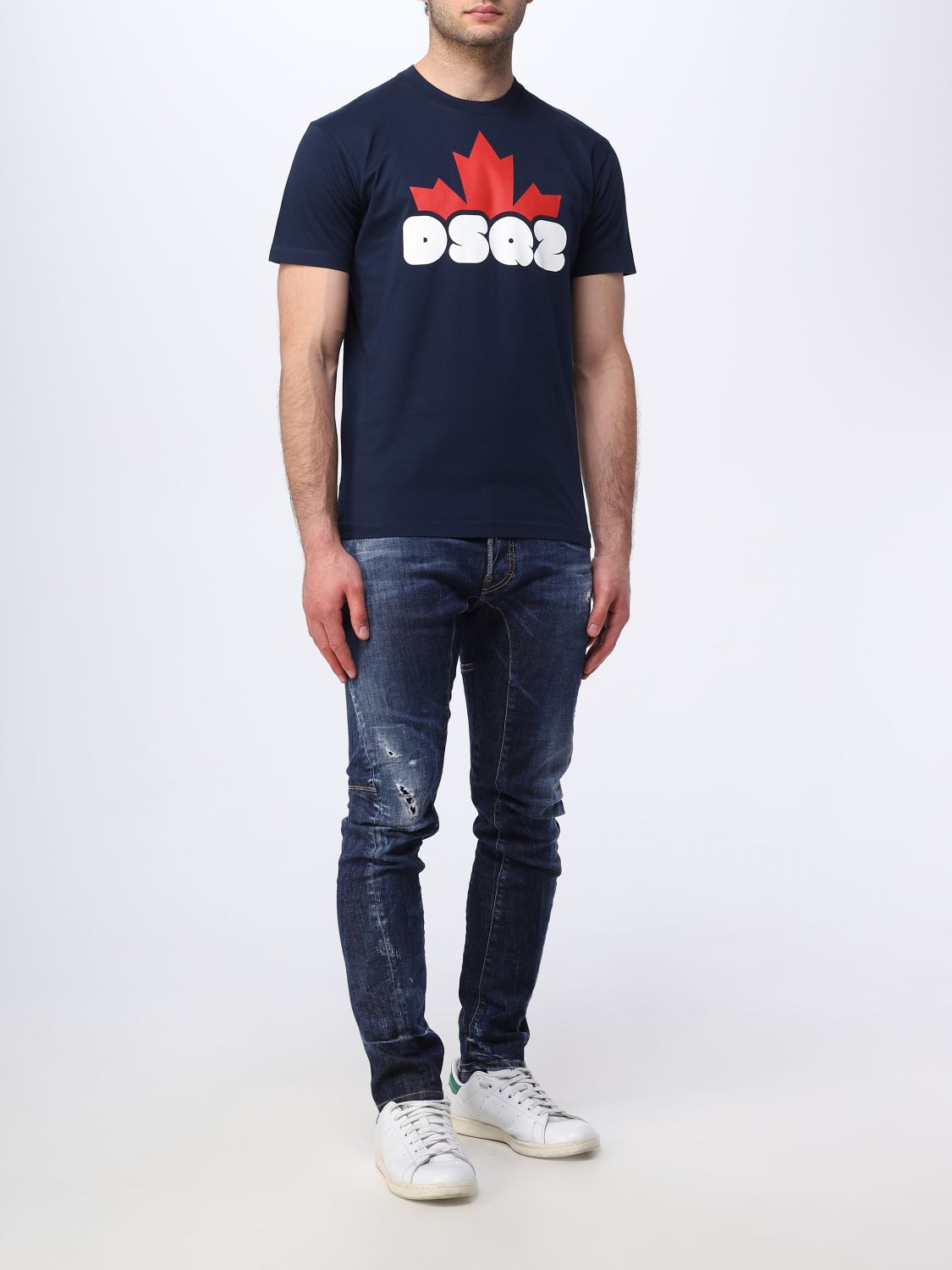 DSQUARED2 MAPLE LEAF COOL TEE IN RED