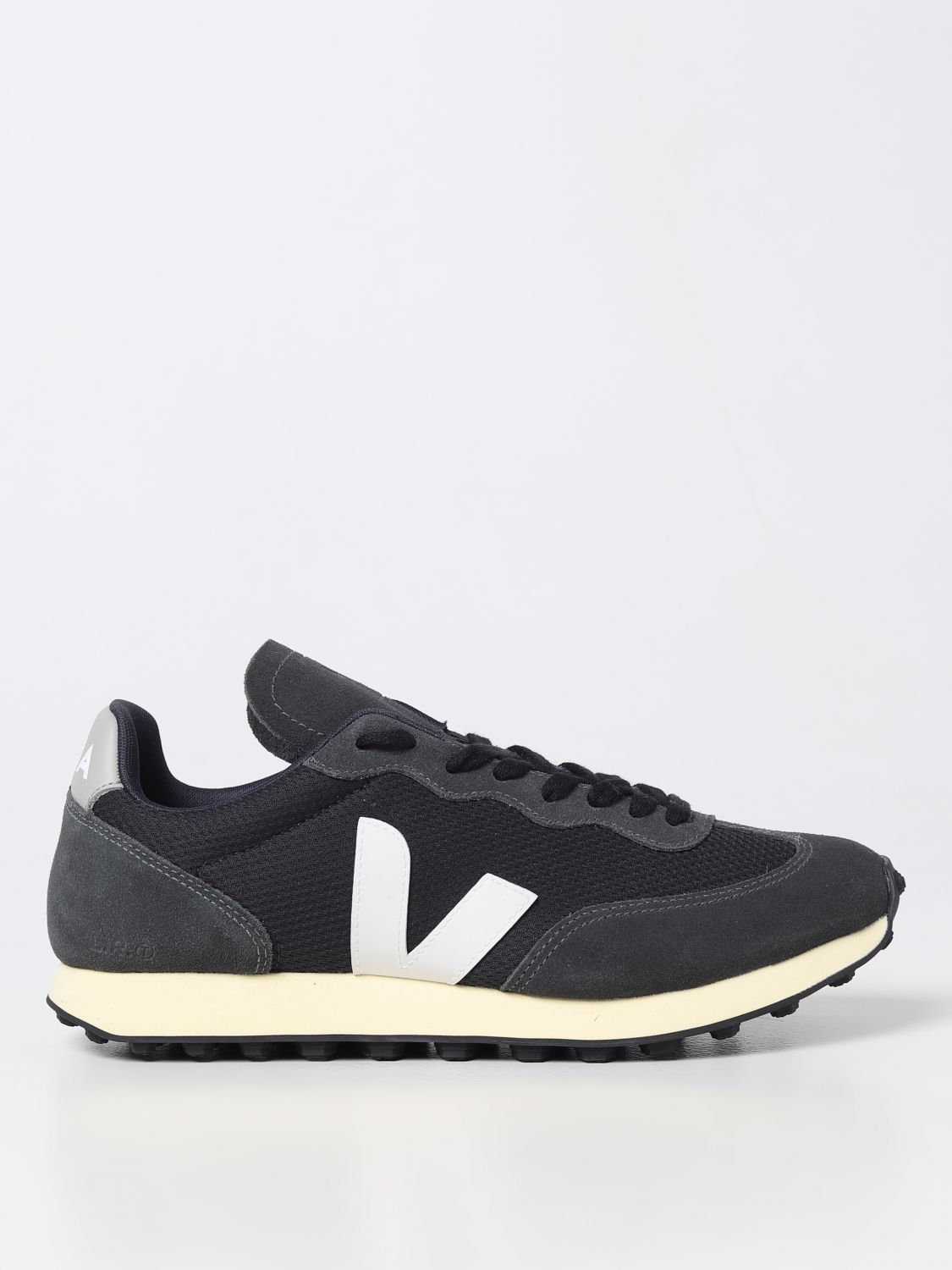 VEJA: sneakers for man - Black | Veja sneakers RB0102367 online on ...