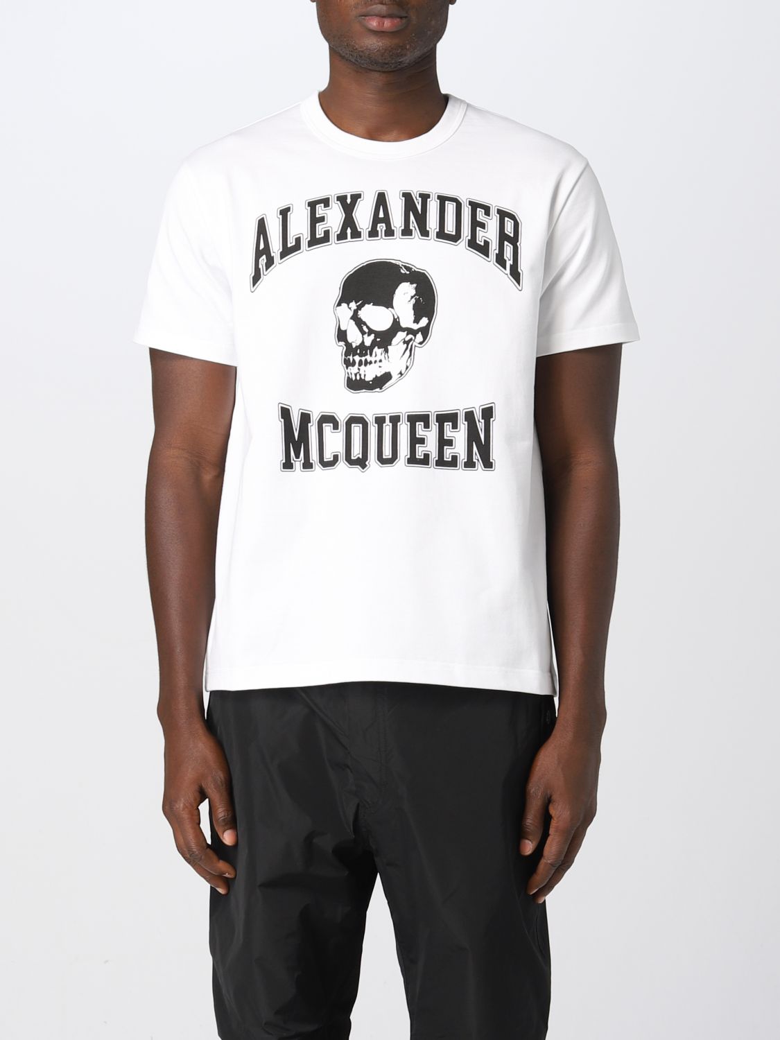 Shop Alexander Mcqueen Cotton T-shirt With Contrasting Print In White 1