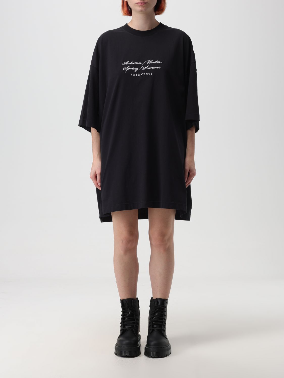 Shop Vetements T-shirt  Woman Color Black