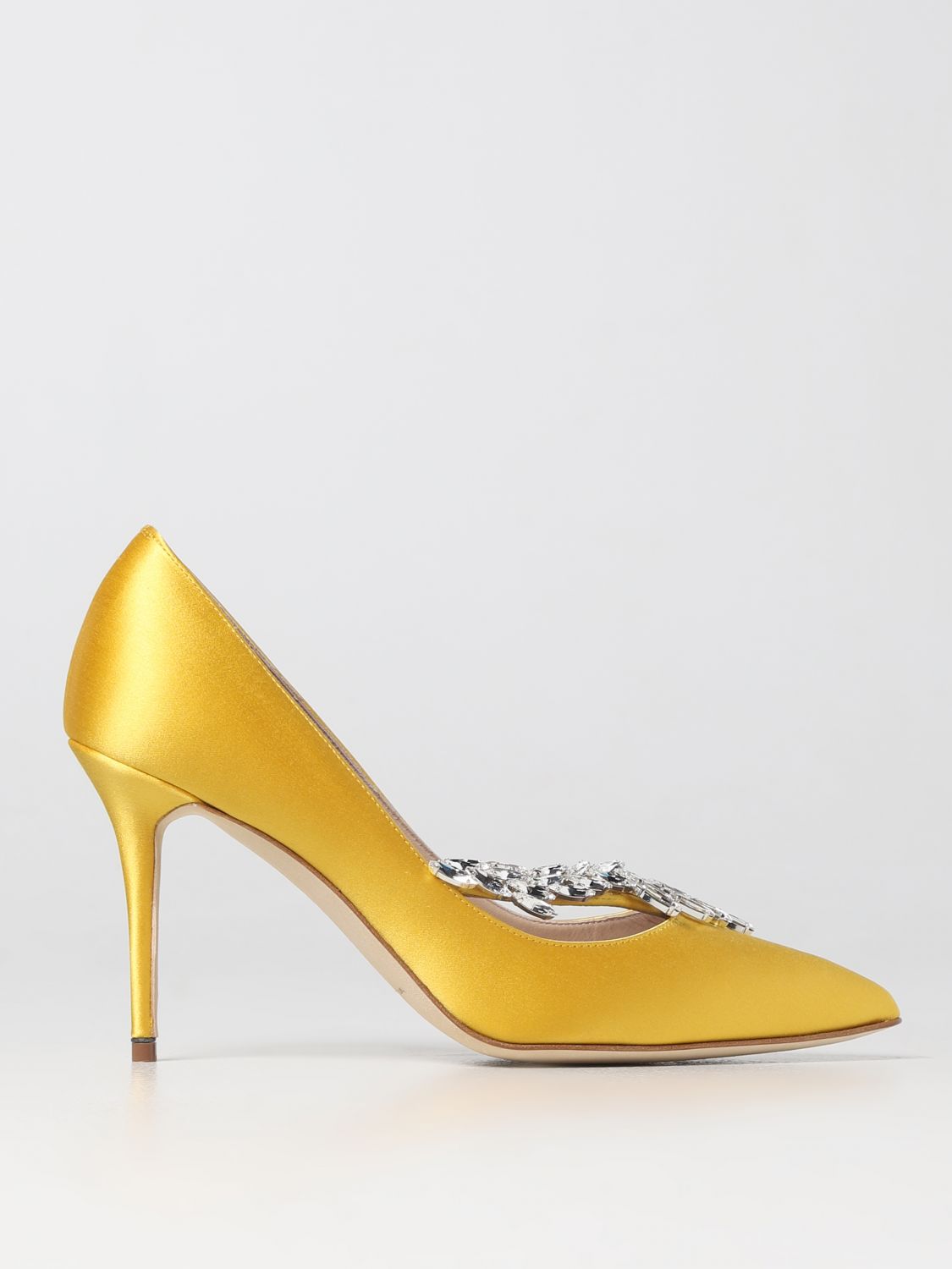 Manolo Blahnik Nadira pumps in satin with broche