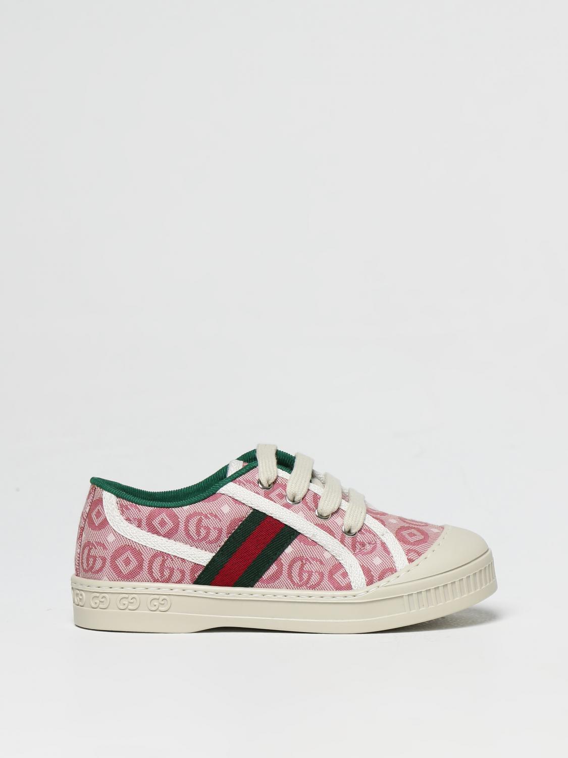 Gucci tennis shoes with on sale pearls