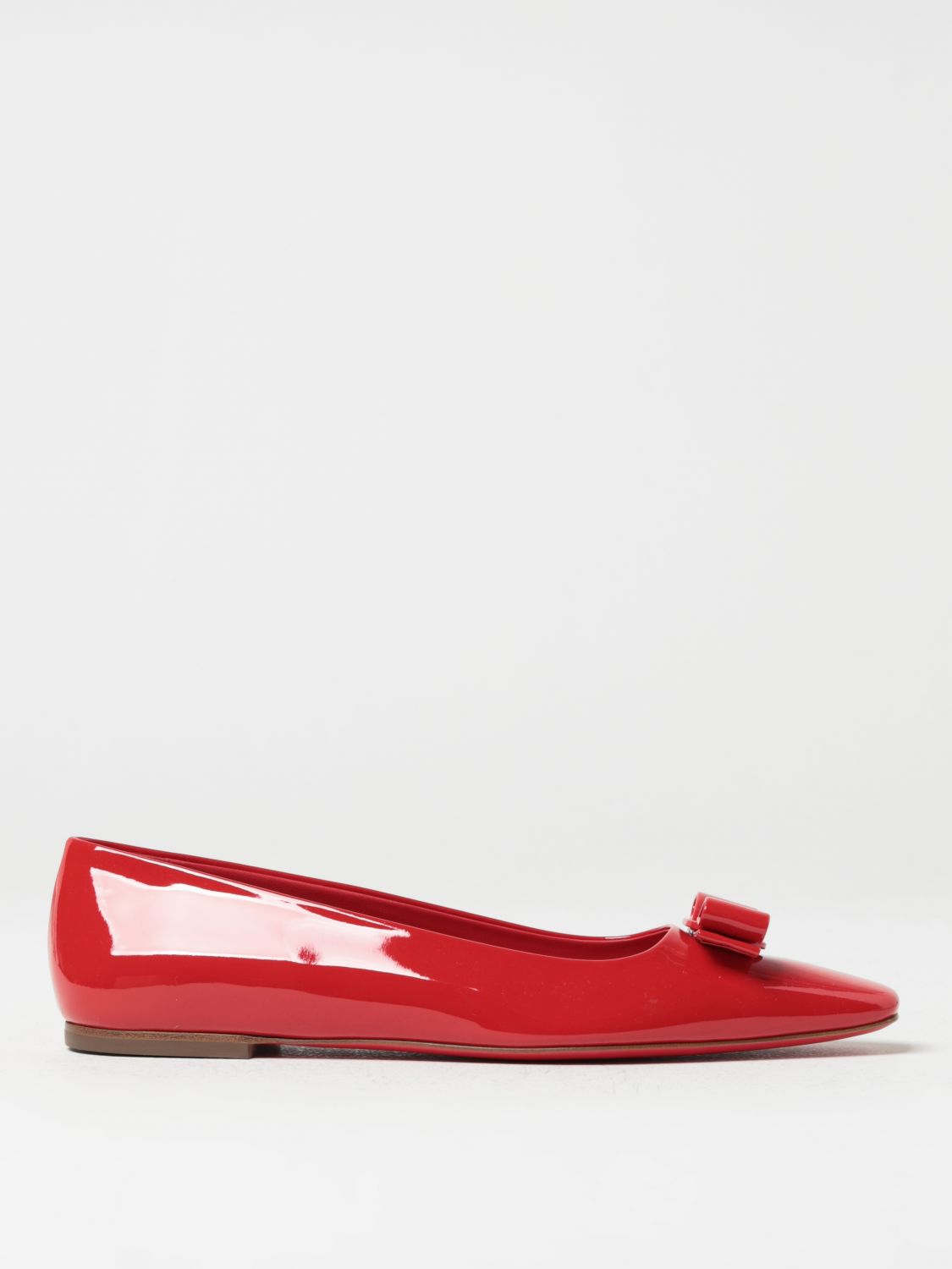 Ferragamo Anz Patent Leather Ballerinas With Vara Bow In Red