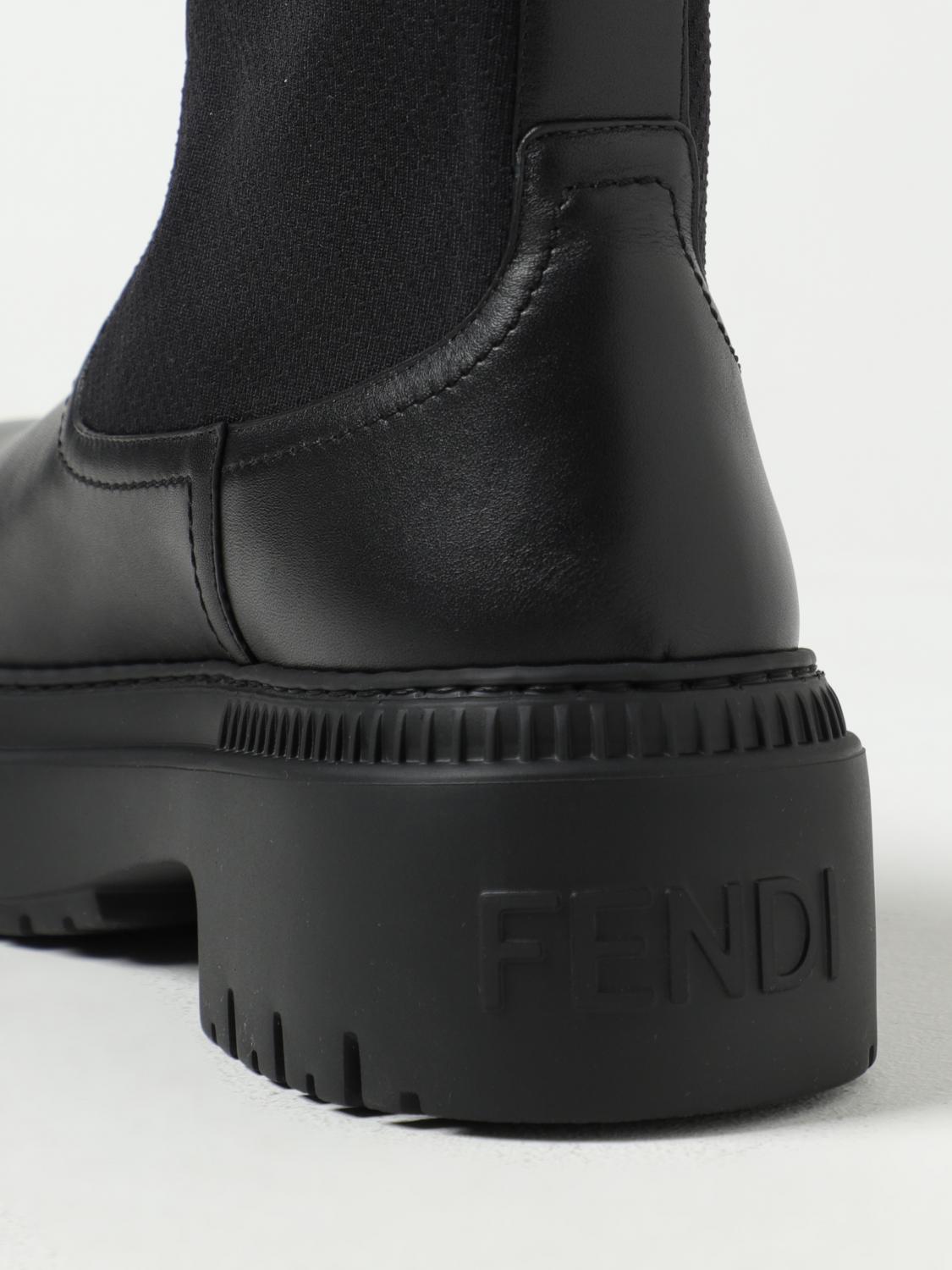 FENDI：フラットショートブーツ レディース - ブラック | GIGLIO.COM