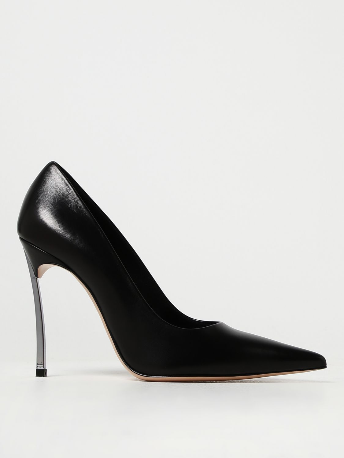 Casadei black outlet pumps