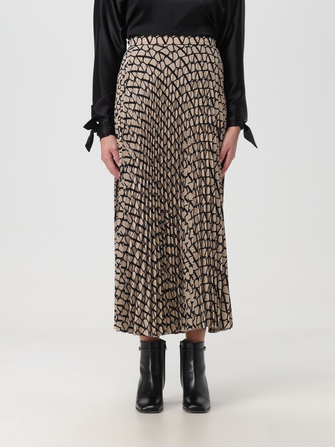 Shop Valentino Skirt In Printed Silk In Camel