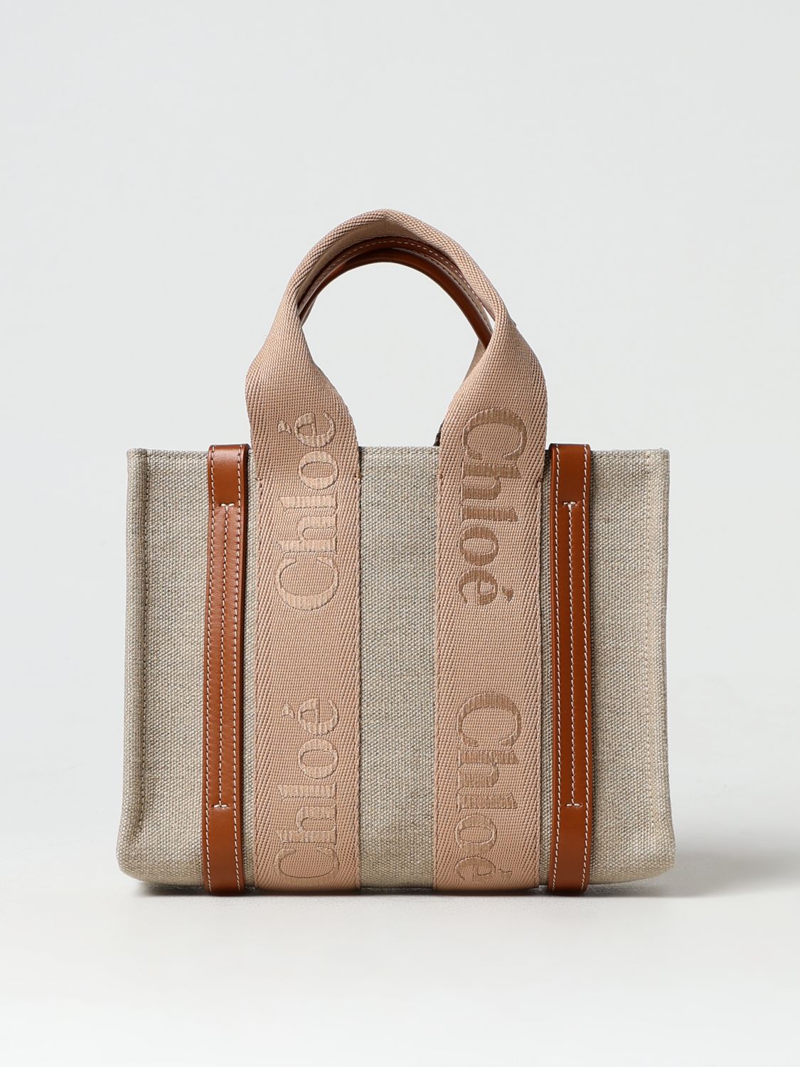 Shop Chloé Woody Canvas Bag With Embroidered Logo In Dove Grey