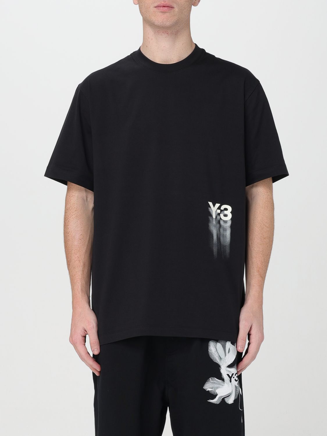 Shop Y-3 T-shirt  Men Color Black