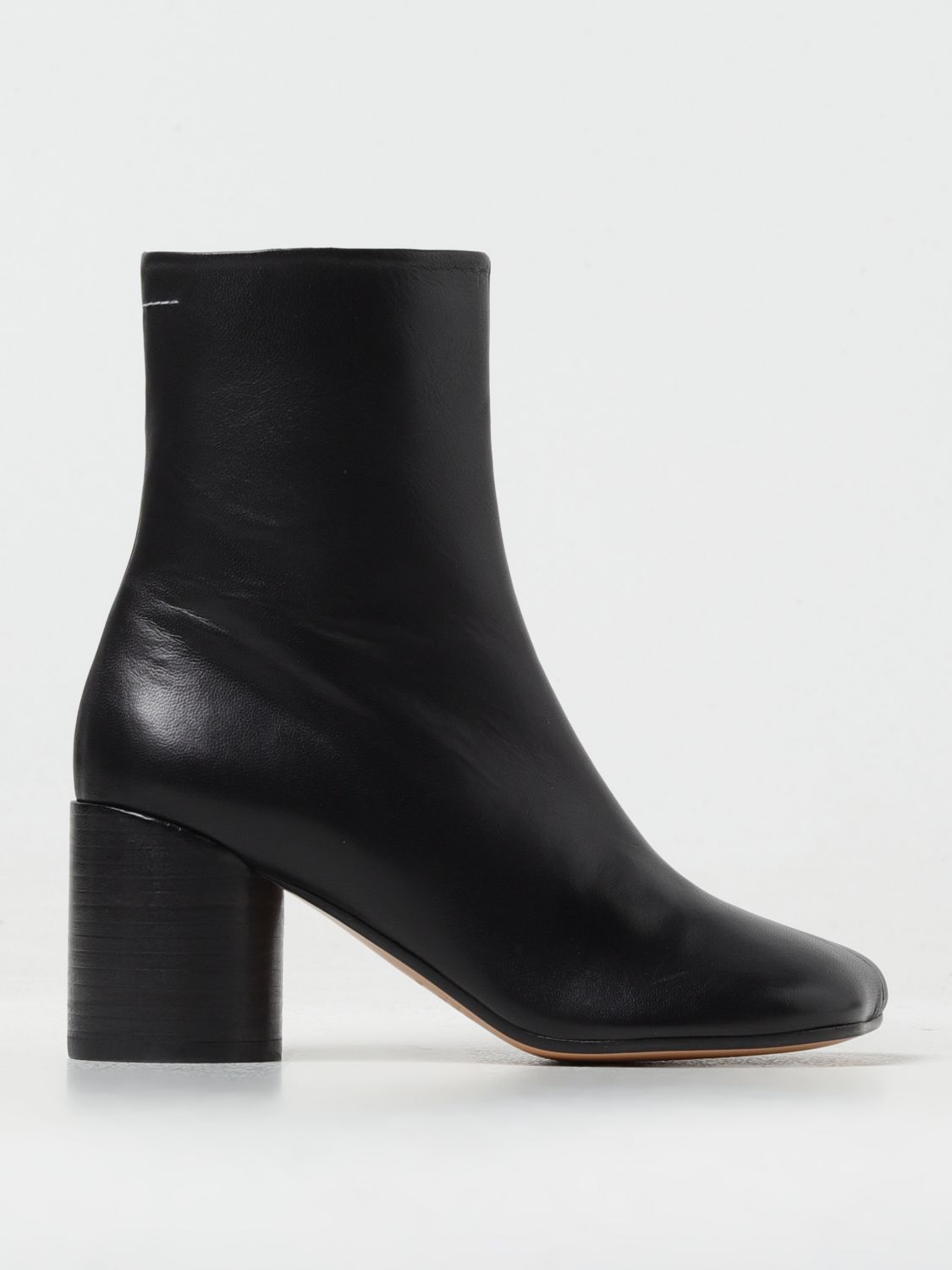Mm6 Maison Margiela Flat Ankle Boots  Woman Color Black