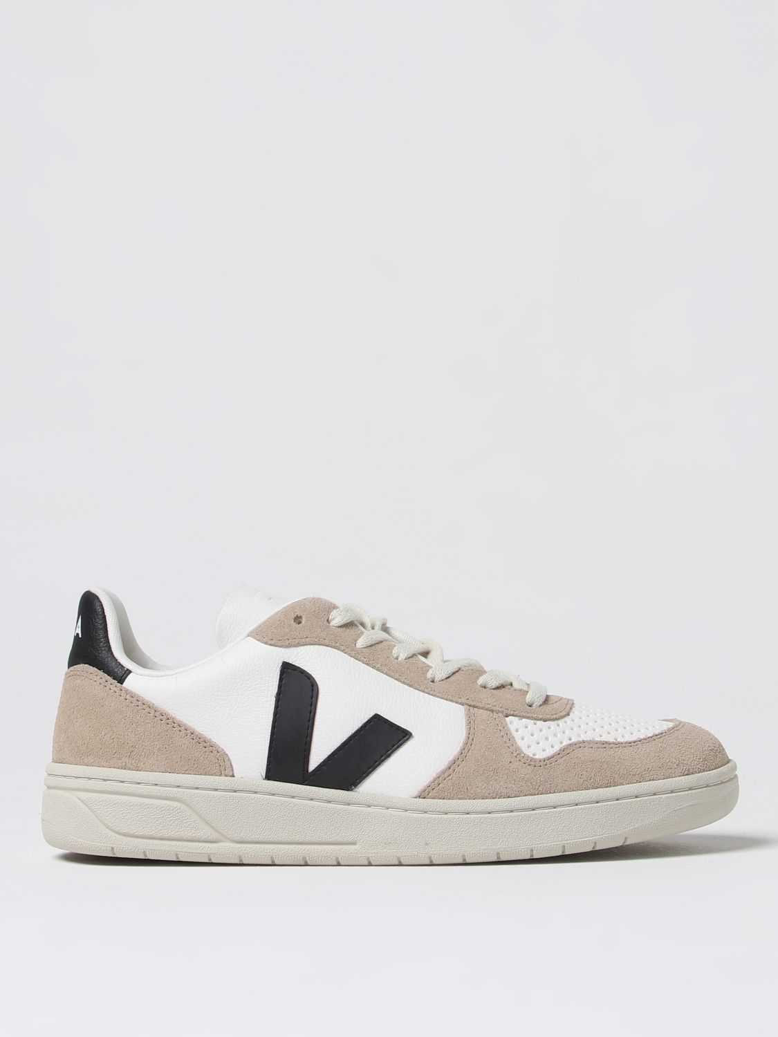 Trainers VEJA Men colour White