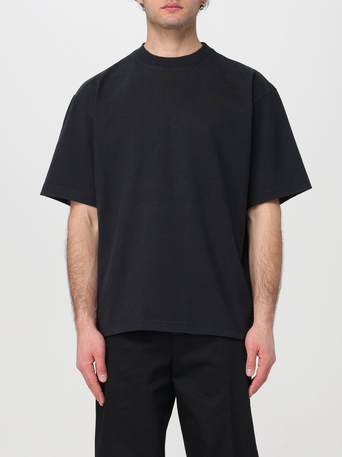 Shop Axel Arigato T-shirt  Men Color Black