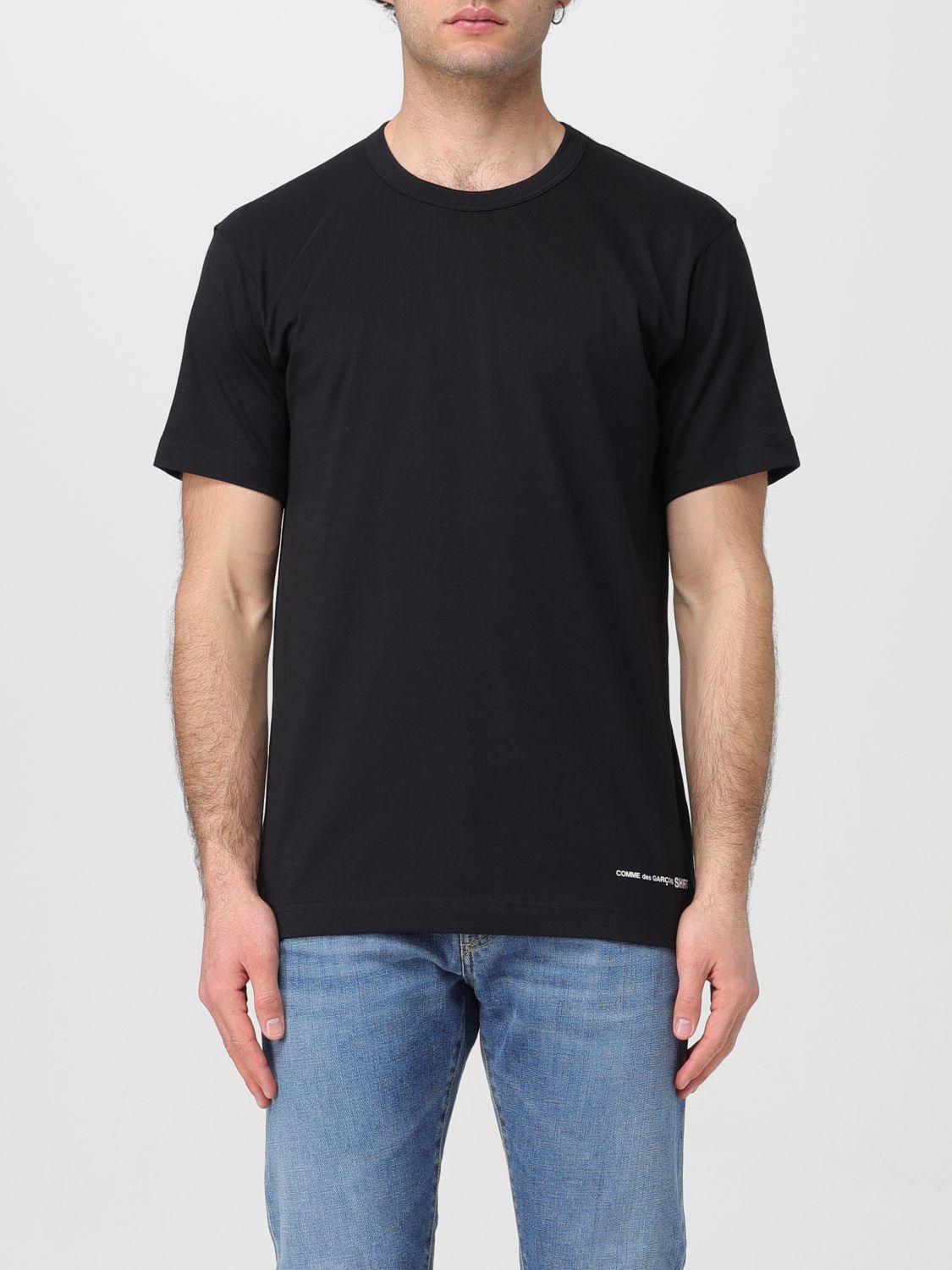 Shop Comme Des Garçons Shirt T-shirt  Men Color Black