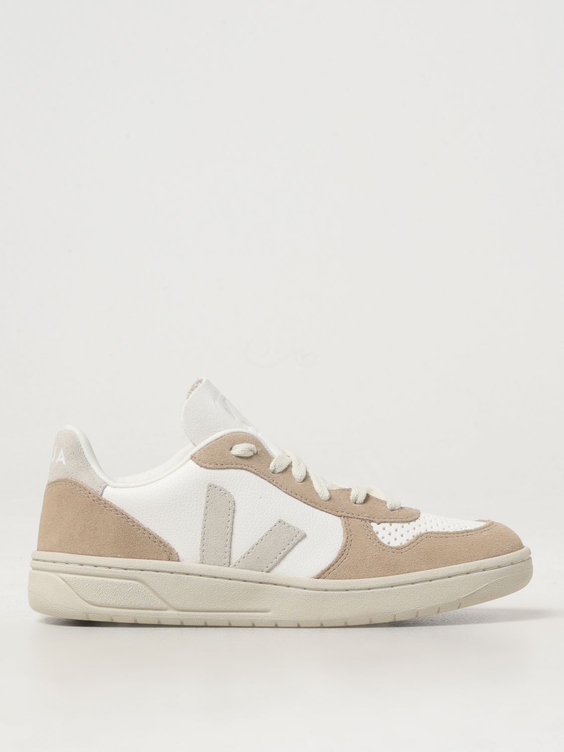 Veja Trainers  Woman In White