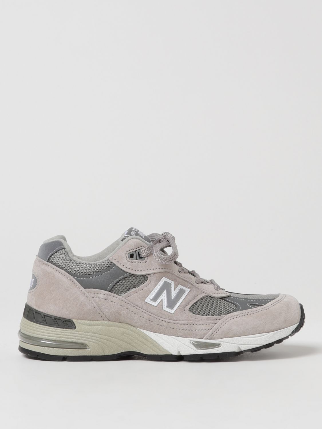 Shop New Balance Sneakers  Woman Color Grey In 灰色