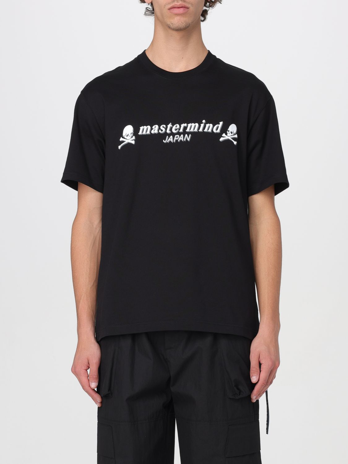 Shop Mastermind Japan T-shirt  Men Color Black