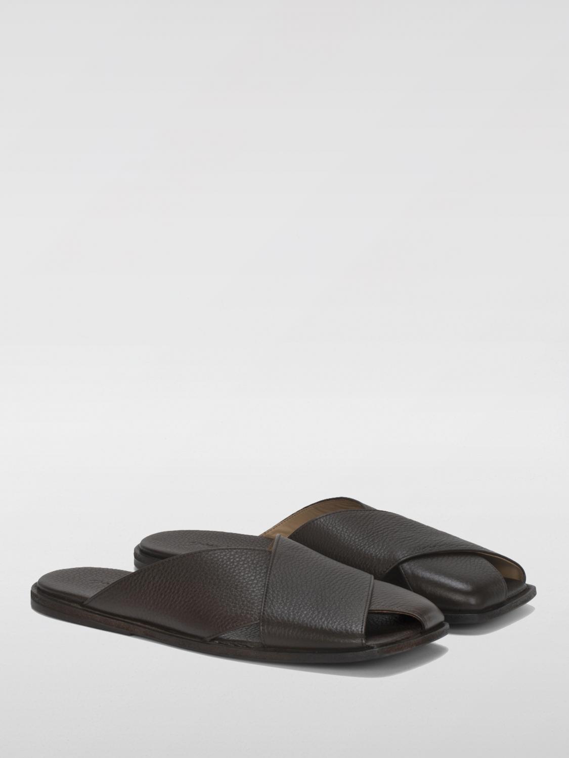 minimalist chacos