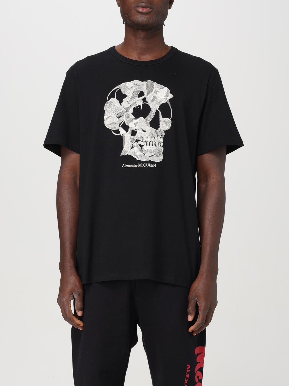 Shop Alexander Mcqueen T-shirt  Men Color Black In 黑色