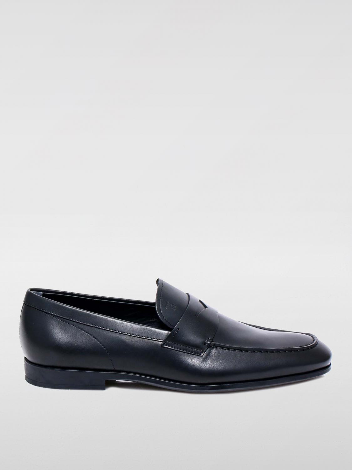 Shop Tod's Loafers  Men Color Black In 黑色