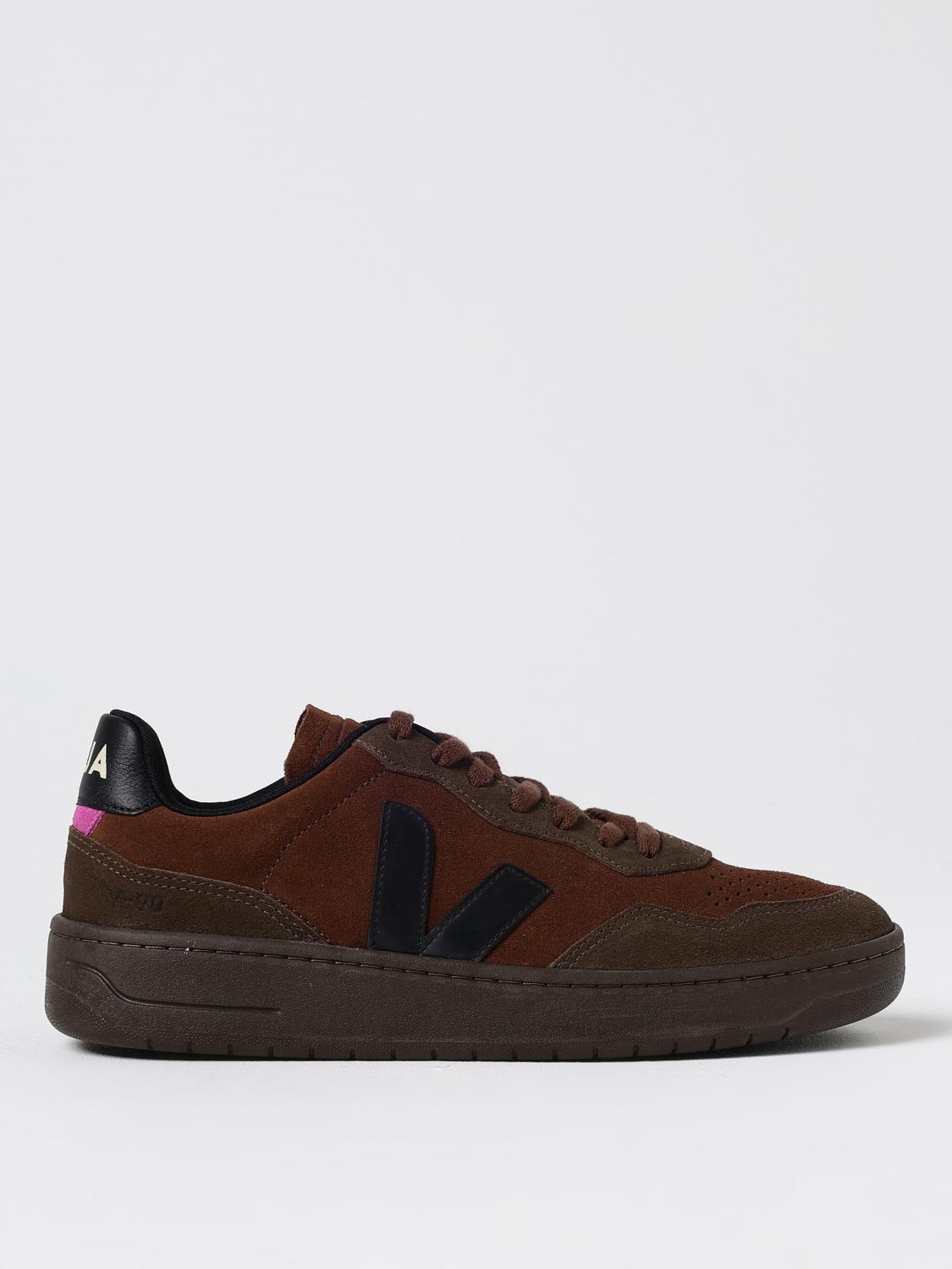 Shop Veja Sneakers  Men Color Walnut In Wallnuss