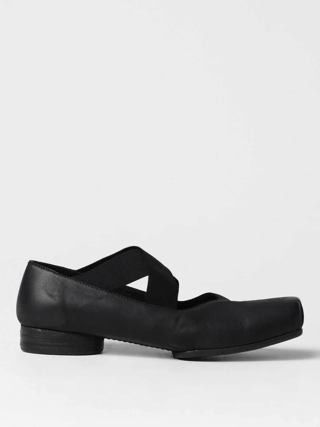 Shop Uma Wang Ballet Flats  Woman Color Black In Schwarz