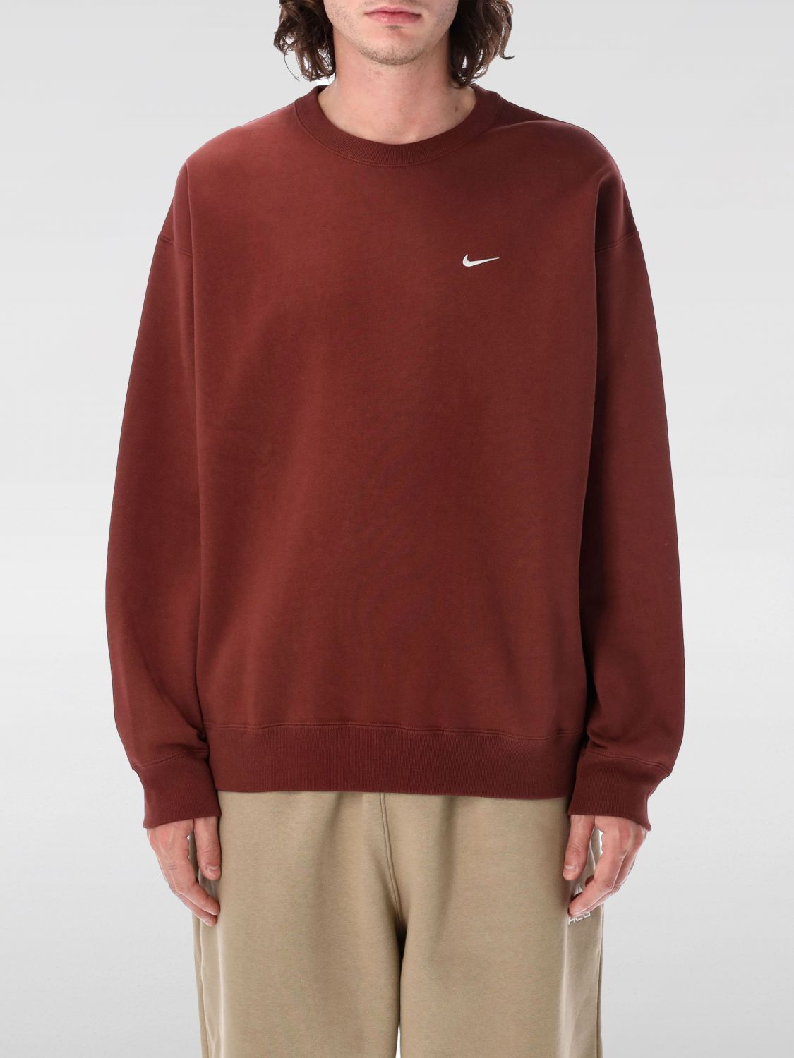 Shop Nike Sweatshirt  Men Color Burgundy In Burgunderrot