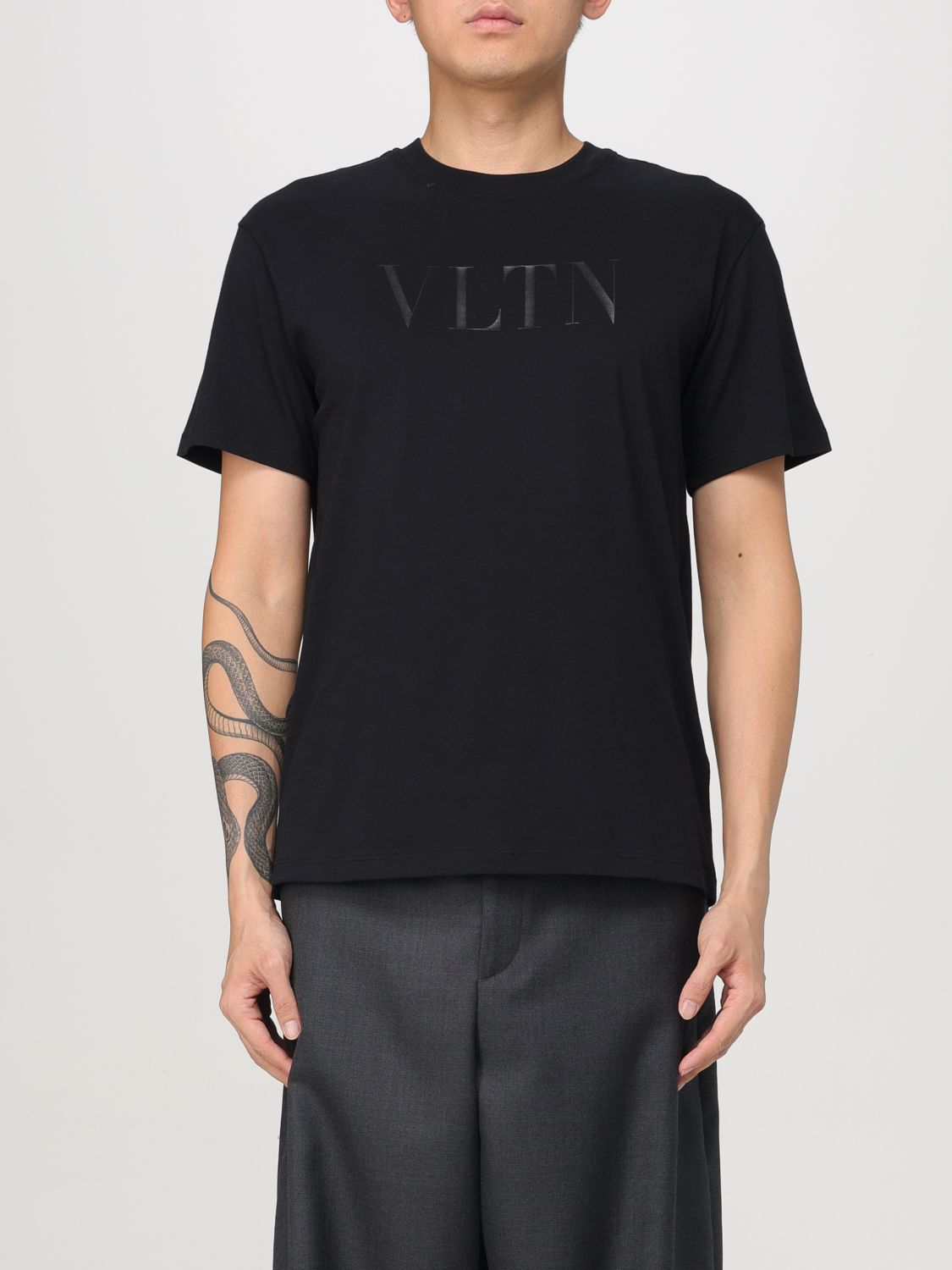 Shop Valentino T-shirt  Men Color Black In Schwarz