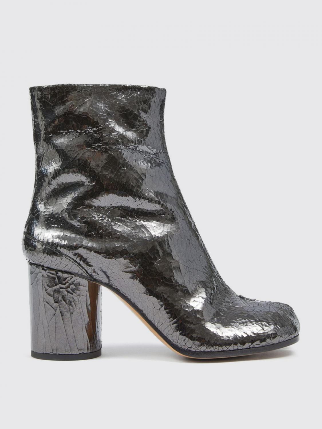 Shop Maison Margiela Flat Ankle Boots  Woman Color Silver In Silber