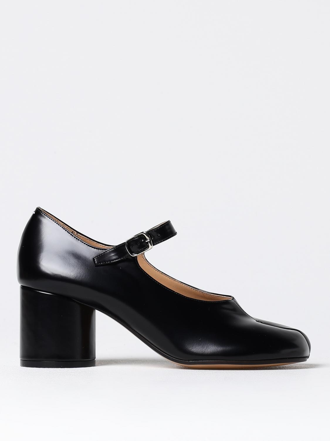 Shop Maison Margiela Loafers  Woman Color Black In Schwarz