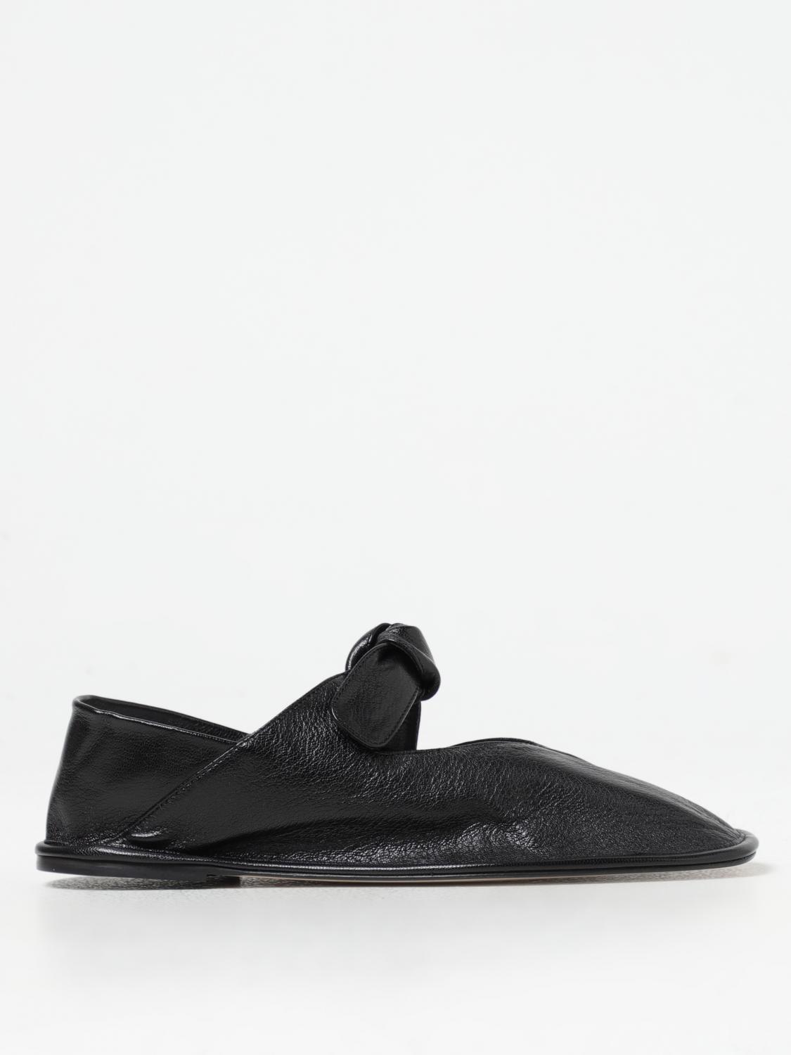 Hereu Prely Pointed Toe Flat In Schwarz