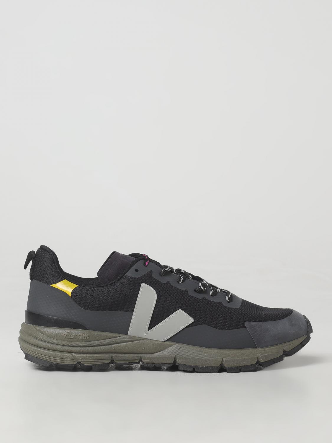 Shop Veja Sneakers  Men Color Black In Schwarz