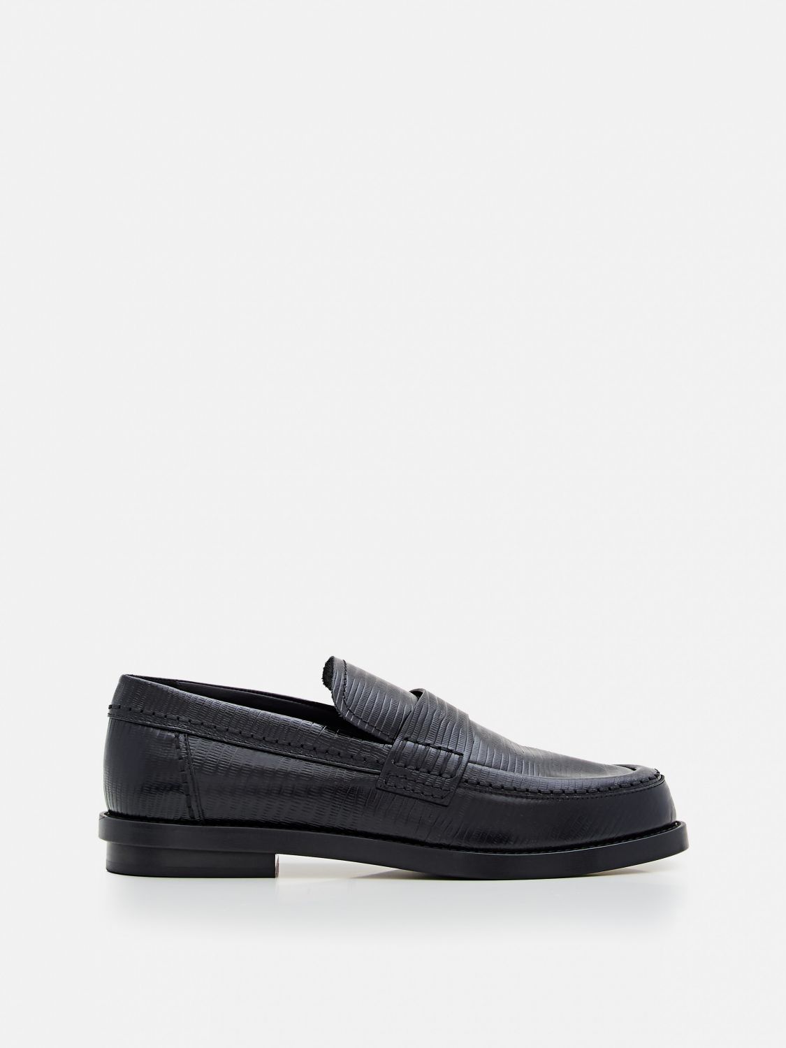 Shop Alexander Mcqueen Loafers  Men Color Black In Schwarz