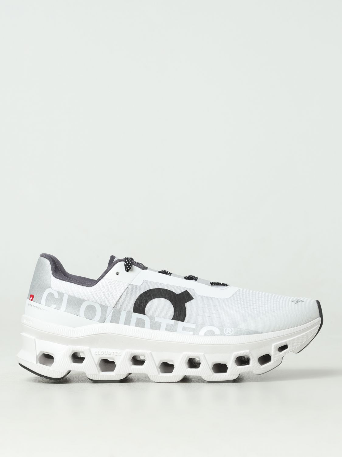 Shop On Running Sneakers  Men Color White In Weiss