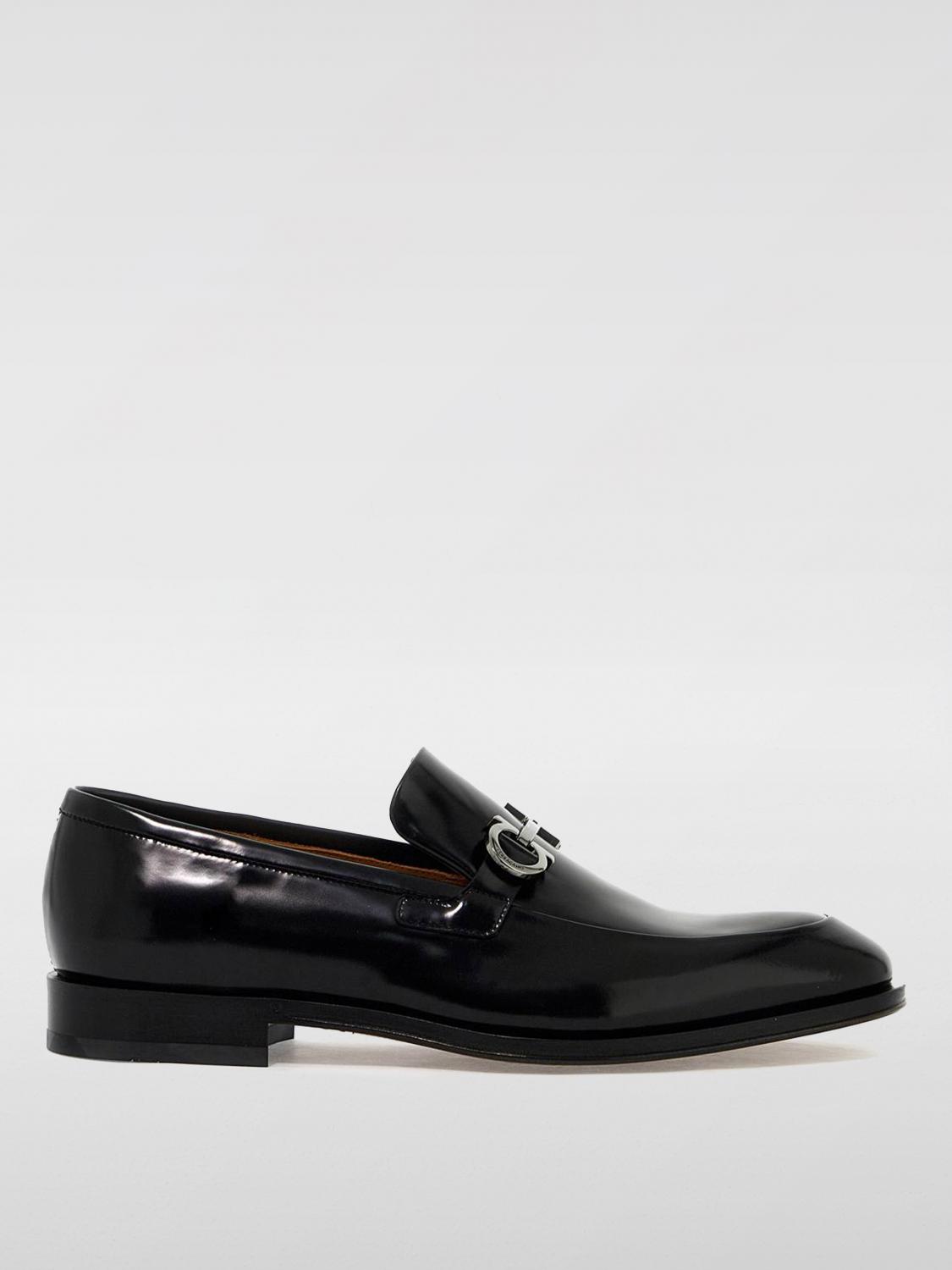 Shop Ferragamo Loafers  Men Color Black In Schwarz