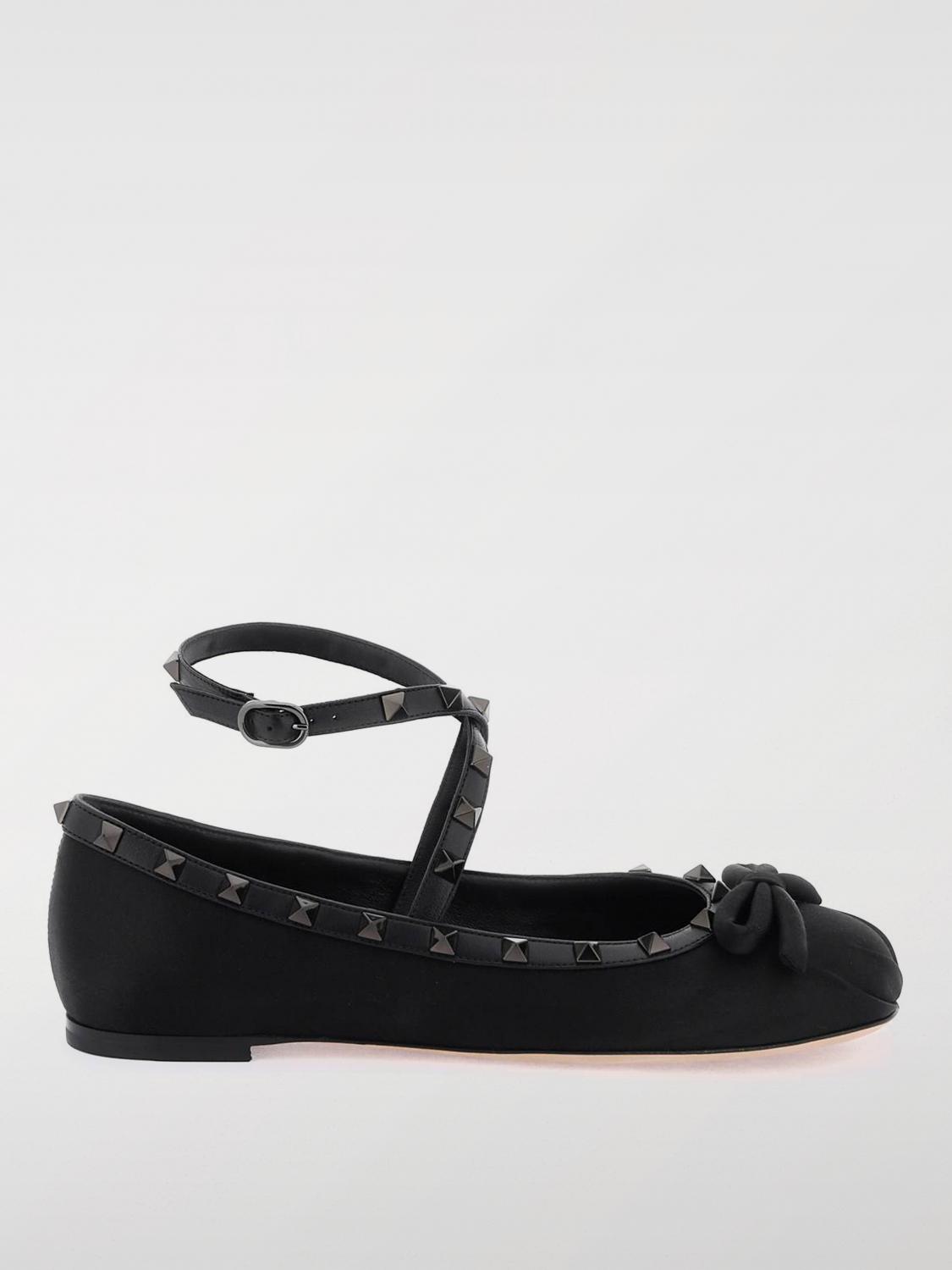 Shop Valentino Flat Shoes  Garavani Woman Color Black In Schwarz