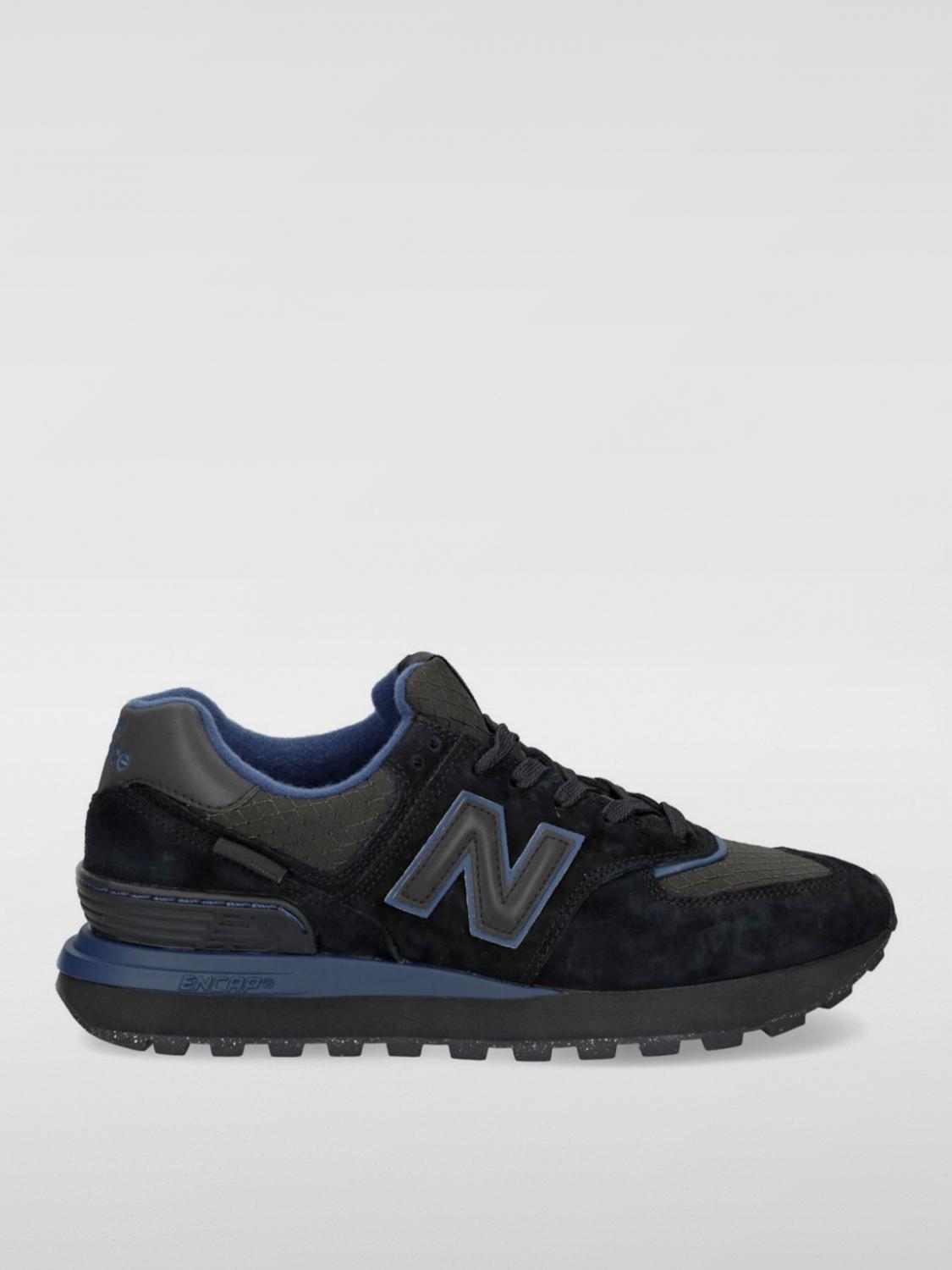 New Balance 574 Sneakers With Round Toe And Mesh Panels In Schwarz