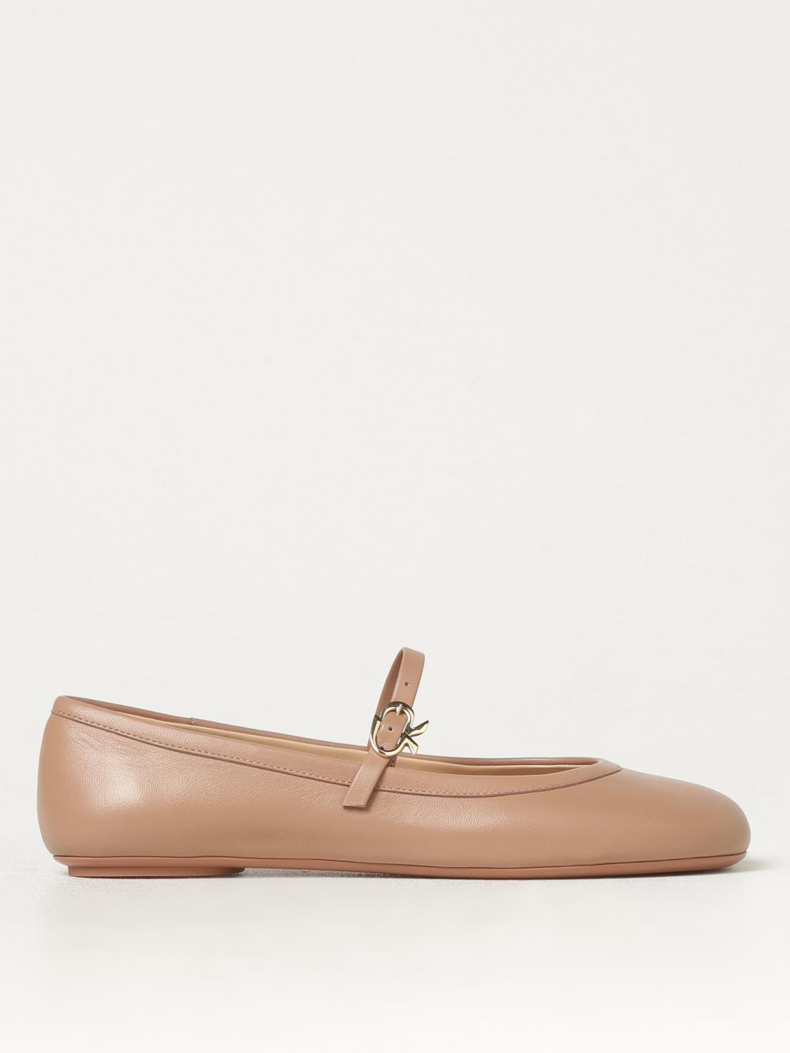 Shop Gianvito Rossi Ballet Flats Woman Color Pink