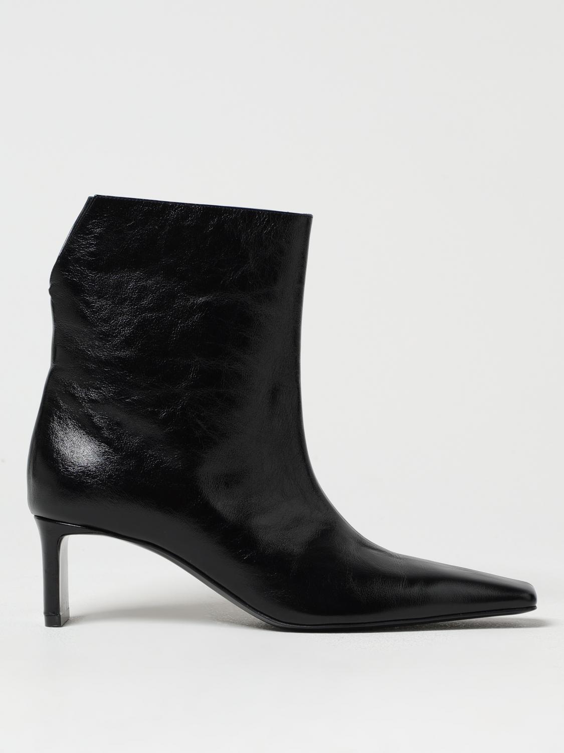 Khaite Ona Leather Ankle Boots In Black