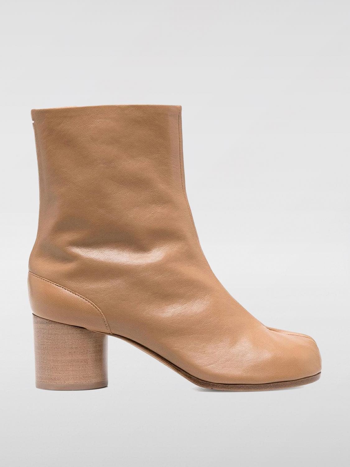 Maison Margiela Tabi 60 Calf Leather Ankle Boots In Brown