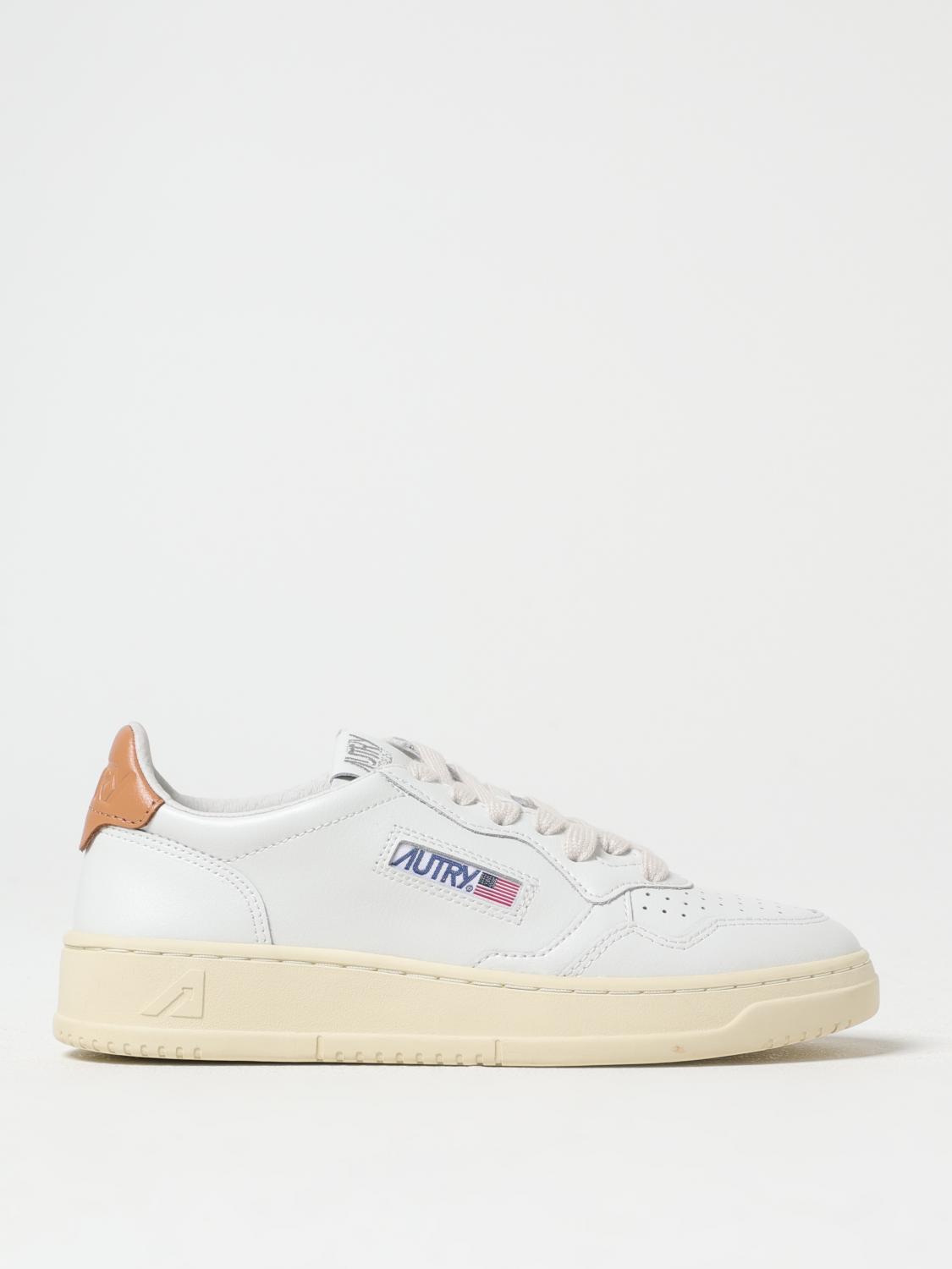 Autry Medalist Low Sneakers In Brown