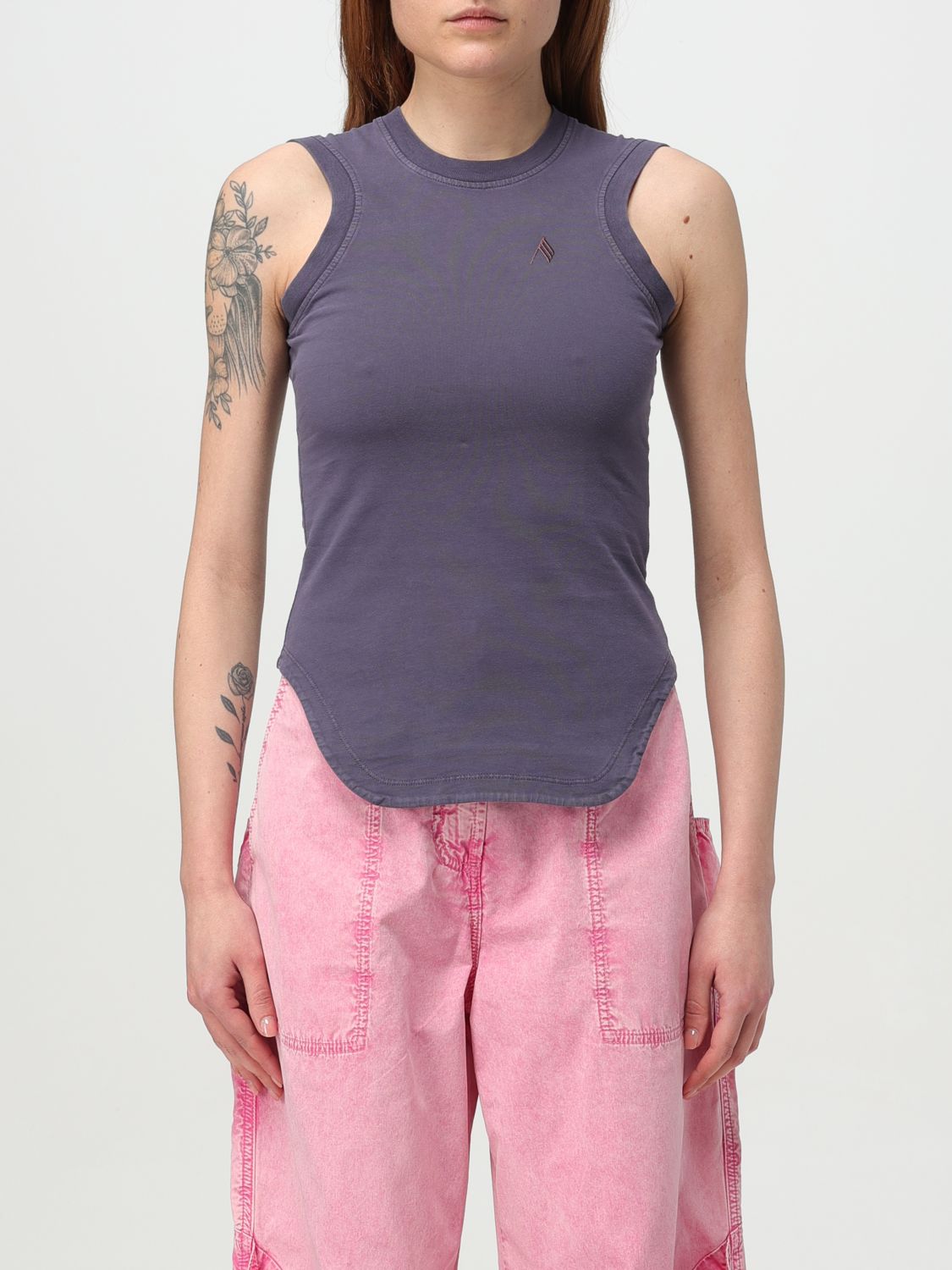 Shop Attico T-shirt The Woman Color Violet