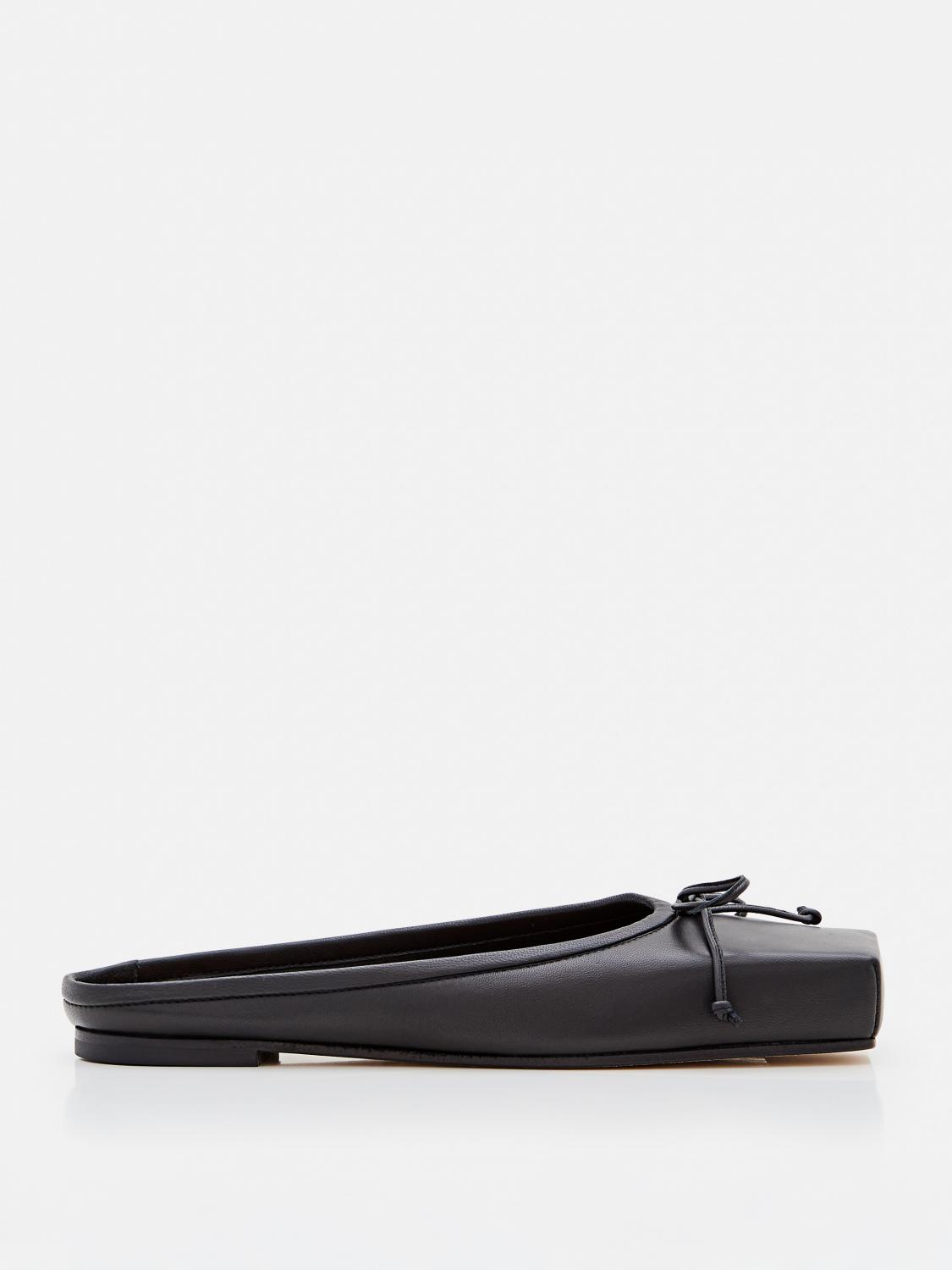Jacquemus Les Mules Plates Leather Ballet Flat In Black