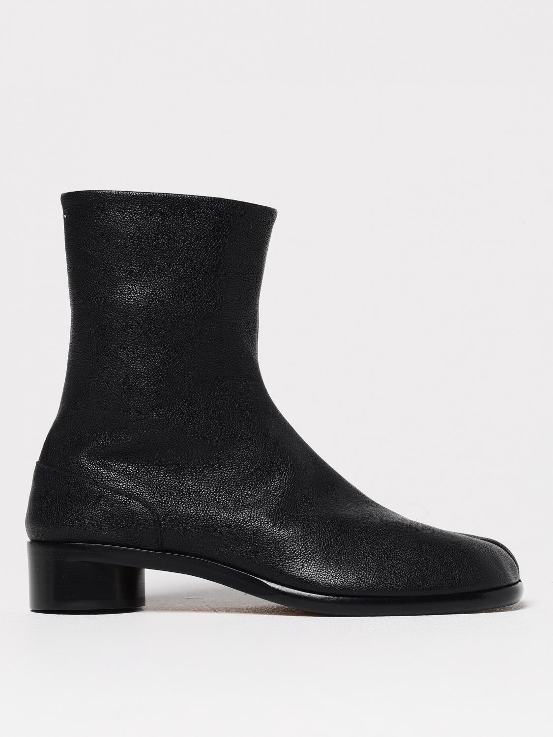 Maison Margiela Tabi High-ankle Leather Boots In Black